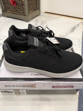 Skechers Men’s Delson Air-Cooled Memory Foam Sneakers New